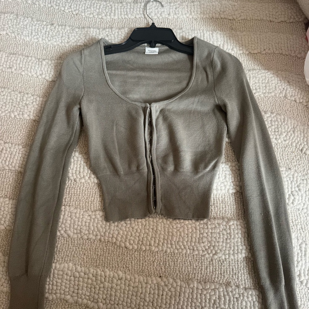 Abercrombie & Fitch Women's Cardigan - Olive